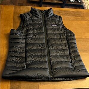 Patagonia Black Puffer Vest